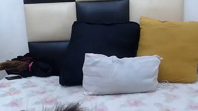 Snapshot of SWEET_MELONSxxx chatting on February 8, 2026, 7:34 am SWEET MELONSxxx online show from February 8, 2026, 7:34 am