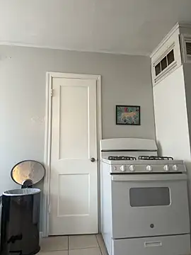 jojosbizarrelyf online show from February 24, 2026, 4:05 pm