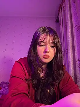 Snapshot of VertaLin chatting on January 6, 2026, 8:56 pm VertaLin online show from January 6, 2026, 8:56 pm