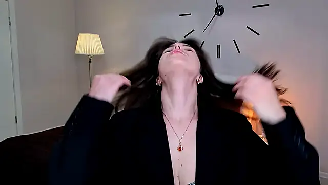 Snapshot of a_dorable chatting on February 11, 2026, 1:27 pm a dorable online show from February 11, 2026, 1:27 pm