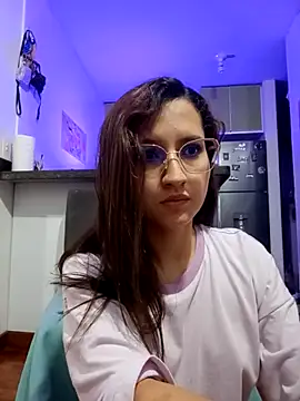 Snapshot of Sun_pussyhard chatting on January 17, 2026, 4:17 am Sun pussyhard online show from January 17, 2026, 4:17 am