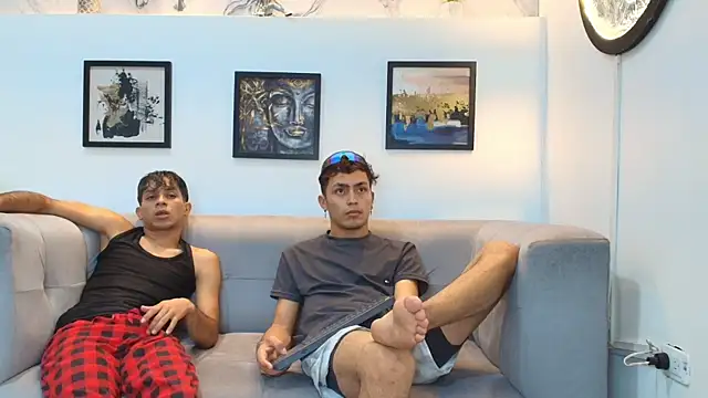 Snapshot of AVENGER_BOYS2026 chatting on January 11, 2026, 1:21 am AVENGER BOYS2026 online show from January 11, 2026, 1:21 am