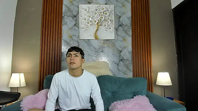 AVENGER BOYS2026 online show from March 10, 2026, 7:08 pm