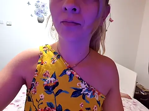 AnastasiaMax online show from January 8, 2026, 8:44 pm