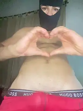 Snapshot of magneto01 chatting on January 10, 2026, 3:52 am magneto01 online show from January 10, 2026, 3:52 am