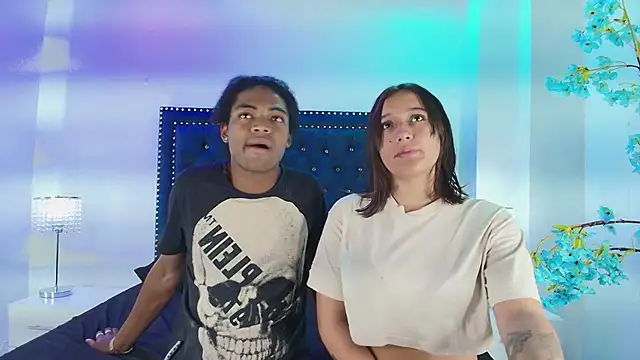 Snapshot of Cristal_and_luke chatting on January 7, 2026, 3:31 am Cristal and luke online show from January 7, 2026, 3:31 am