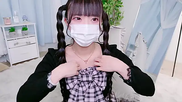 Snapshot of Nonn_chan chatting on March 17, 2026, 3:33 am Nonn chan online show from March 17, 2026, 3:33 am