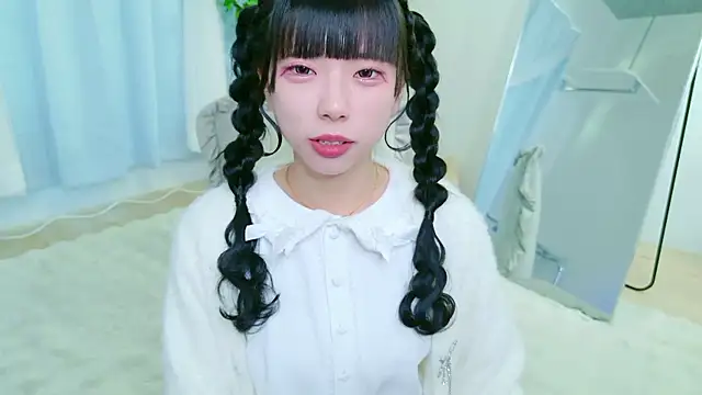 Snapshot of Nonn_chan chatting on April 3, 2026, 3:37 am Nonn chan online show from April 3, 2026, 3:37 am