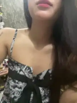 Snapshot of Jasmine-122 chatting on February 6, 2026, 8:51 am Jasmine-122 online show from February 6, 2026, 8:51 am