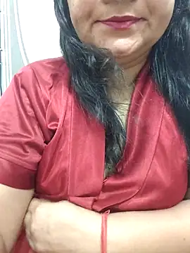 piryasharma005 online show from May 6, 2026, 6:52 am