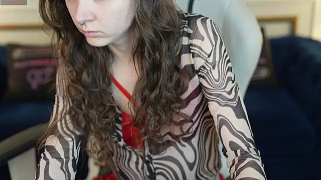 Snapshot of Orly_flame chatting on May 28, 2026, 10:45 am Orly flame online show from May 28, 2026, 10:45 am