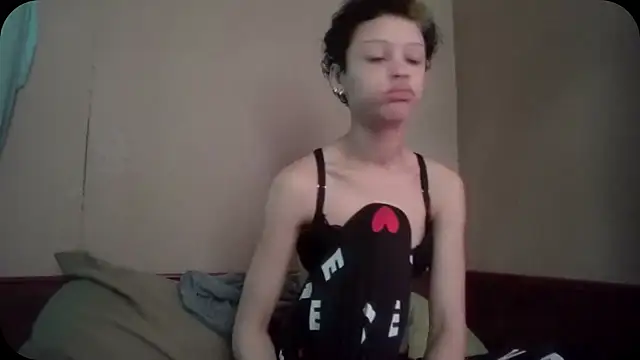 Snapshot of Tamiii420 chatting on January 10, 2026, 5:15 pm Tamiii420 online show from January 10, 2026, 5:15 pm