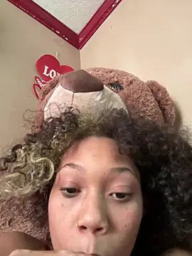 Tamiii420 online show from February 14, 2026, 5:43 pm