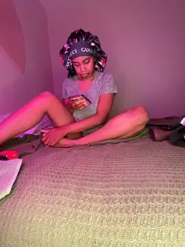 Snapshot of oshun6360 chatting on May 26, 2026, 2:18 am oshun6360 online show from May 26, 2026, 2:18 am