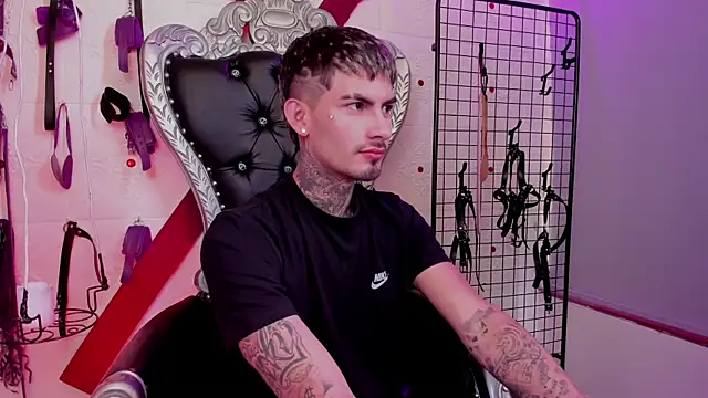 Valentino-777 online show from January 7, 2026, 7:16 pm