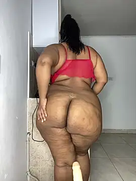 NataliaMillers online show from April 12, 2026, 5:45 am