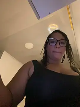 Snapshot of NataliaMillers chatting on May 29, 2026, 2:20 am NataliaMillers online show from May 29, 2026, 2:20 am