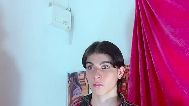 lilithot23 online show from April 7, 2026, 2:17 pm