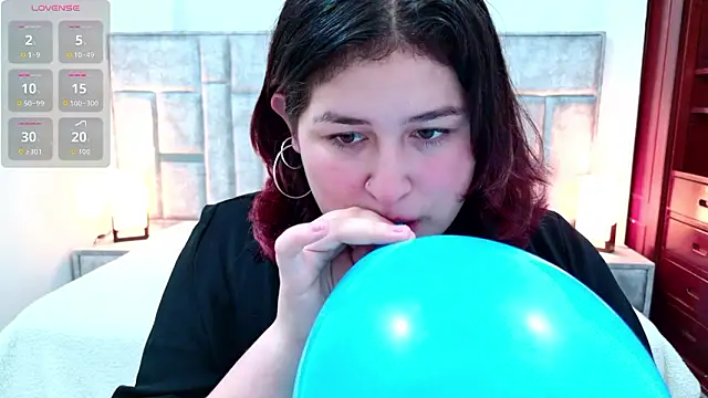 azul veraa online show from March 7, 2026, 12:13 pm