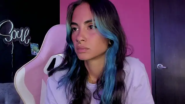 azula lillet online show from April 7, 2026, 7:47 pm