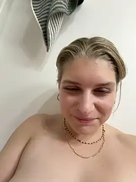 SassynNatty online show from June 2, 2026, 3:19 am