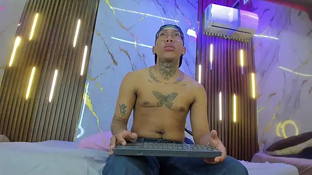 Snapshot of ThiagoBerry chatting on January 17, 2026, 10:31 am ThiagoBerry online show from January 17, 2026, 10:31 am