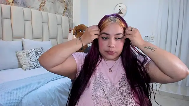 tatikanyx online show from February 24, 2026, 12:25 pm