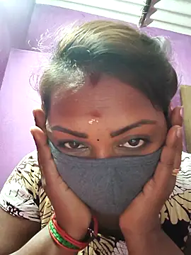 Tamil Hot Priya online show from February 26, 2026, 1:43 pm