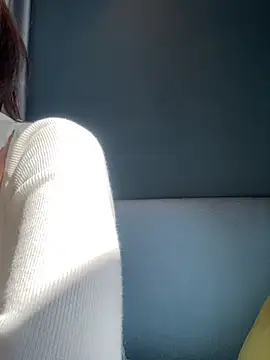 mi-ki1314 online show from February 20, 2026, 4:42 am