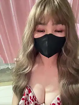 -Violet-t online show from March 3, 2026, 1:17 pm