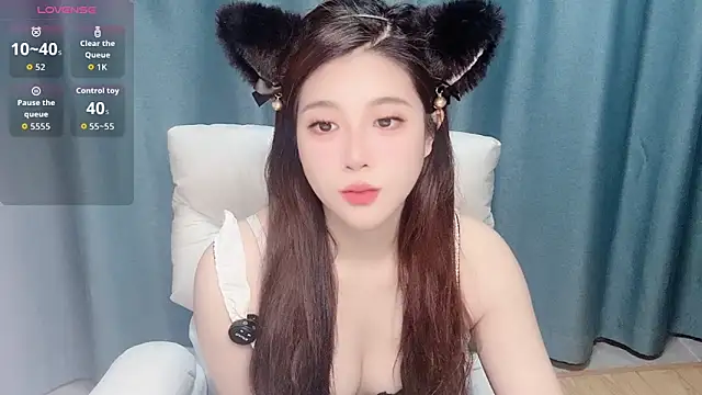 Starlets77 online show from March 4, 2026, 12:55 pm