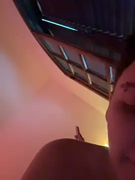 Snapshot of witchdub chatting on February 10, 2026, 2:32 pm witchdub online show from February 10, 2026, 2:32 pm