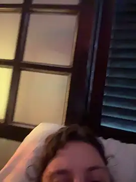 Snapshot of witchdub chatting on February 12, 2026, 4:24 pm witchdub online show from February 12, 2026, 4:24 pm