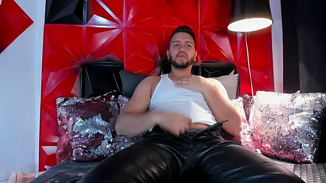 HARRY RAMIREZ online show from January 15, 2026, 5:16 pm