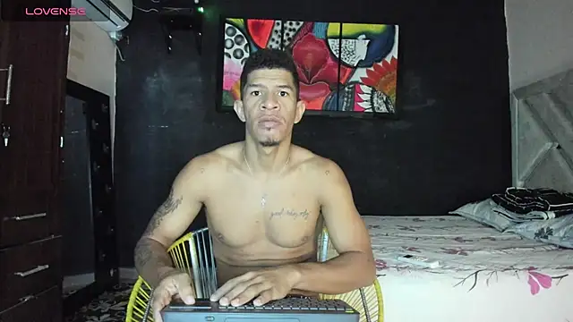 Snapshot of antonio_aguilarx chatting on July 1, 2026, 1:56 pm antonio aguilarx online show from July 1, 2026, 1:56 pm