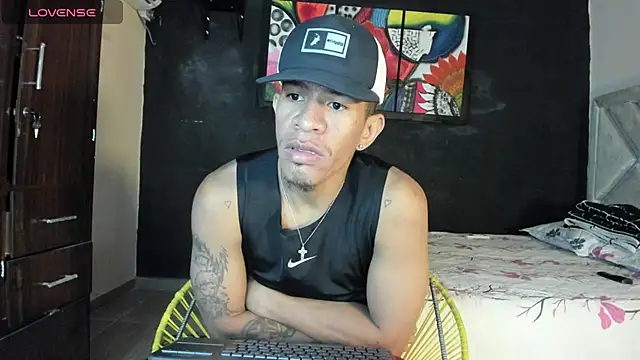 Snapshot of antonio_aguilarx chatting on July 4, 2026, 12:00 pm antonio aguilarx online show from July 4, 2026, 12:00 pm