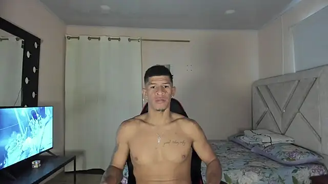 Snapshot of antonio_aguilarx chatting on July 24, 2026, 9:02 pm antonio aguilarx online show from July 24, 2026, 9:02 pm