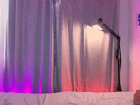 Lesbian Sexxx online show from April 3, 2026, 8:40 pm