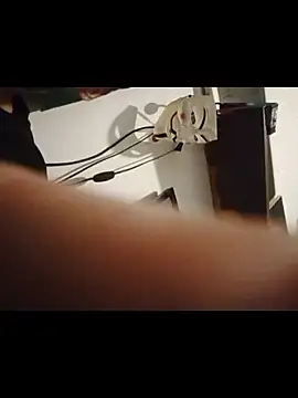 Snapshot of YeahDaynight2 chatting on January 11, 2026, 4:45 pm YeahDaynight2 online show from January 11, 2026, 4:45 pm