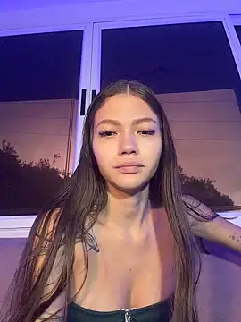 Snapshot of EmmaJhoons chatting on February 10, 2026, 11:58 am EmmaJhoons online show from February 10, 2026, 11:58 am