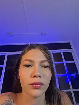 Snapshot of EmmaJhoons chatting on February 20, 2026, 12:05 pm EmmaJhoons online show from February 20, 2026, 12:05 pm