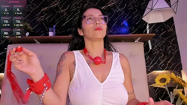 Snapshot of Renata_blue chatting on February 20, 2026, 9:26 pm Renata blue online show from February 20, 2026, 9:26 pm