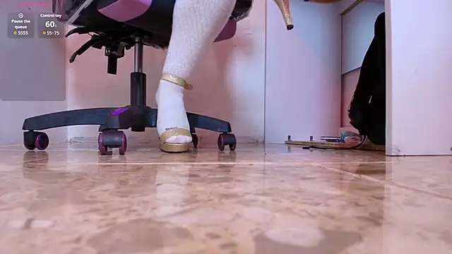 Snapshot of Renata_blue chatting on February 21, 2026, 4:52 pm Renata blue online show from February 21, 2026, 4:52 pm