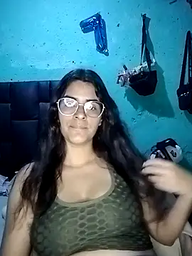 Araanza05 online show from January 18, 2026, 2:26 am