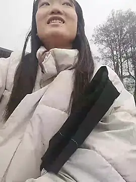 Hina2xx online show from February 3, 2026, 2:53 am