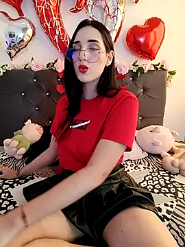 Snapshot of RoseNyx chatting on February 14, 2026, 9:33 pm RoseNyx online show from February 14, 2026, 9:33 pm