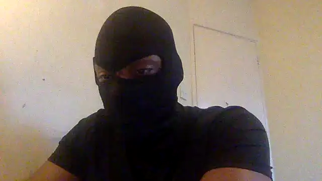 Snapshot of Balaclavaloveee chatting on January 11, 2026, 11:59 am Balaclavaloveee online show from January 11, 2026, 11:59 am