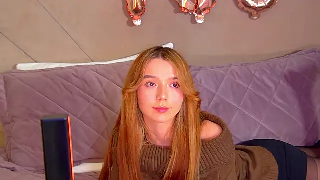 VanessaVienne online show from February 23, 2026, 4:26 pm