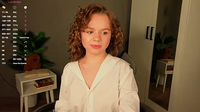 mymonique online show from February 13, 2026, 8:27 pm