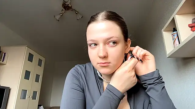 JammieMickiewicz online show from March 11, 2026, 7:25 am